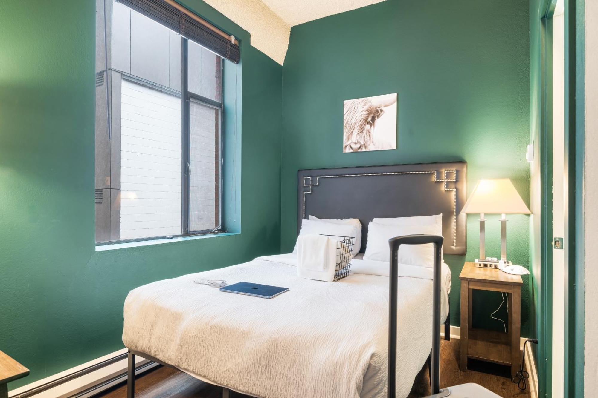 Oxford Apartment By At Mine Hospitality Seattle Esterno foto