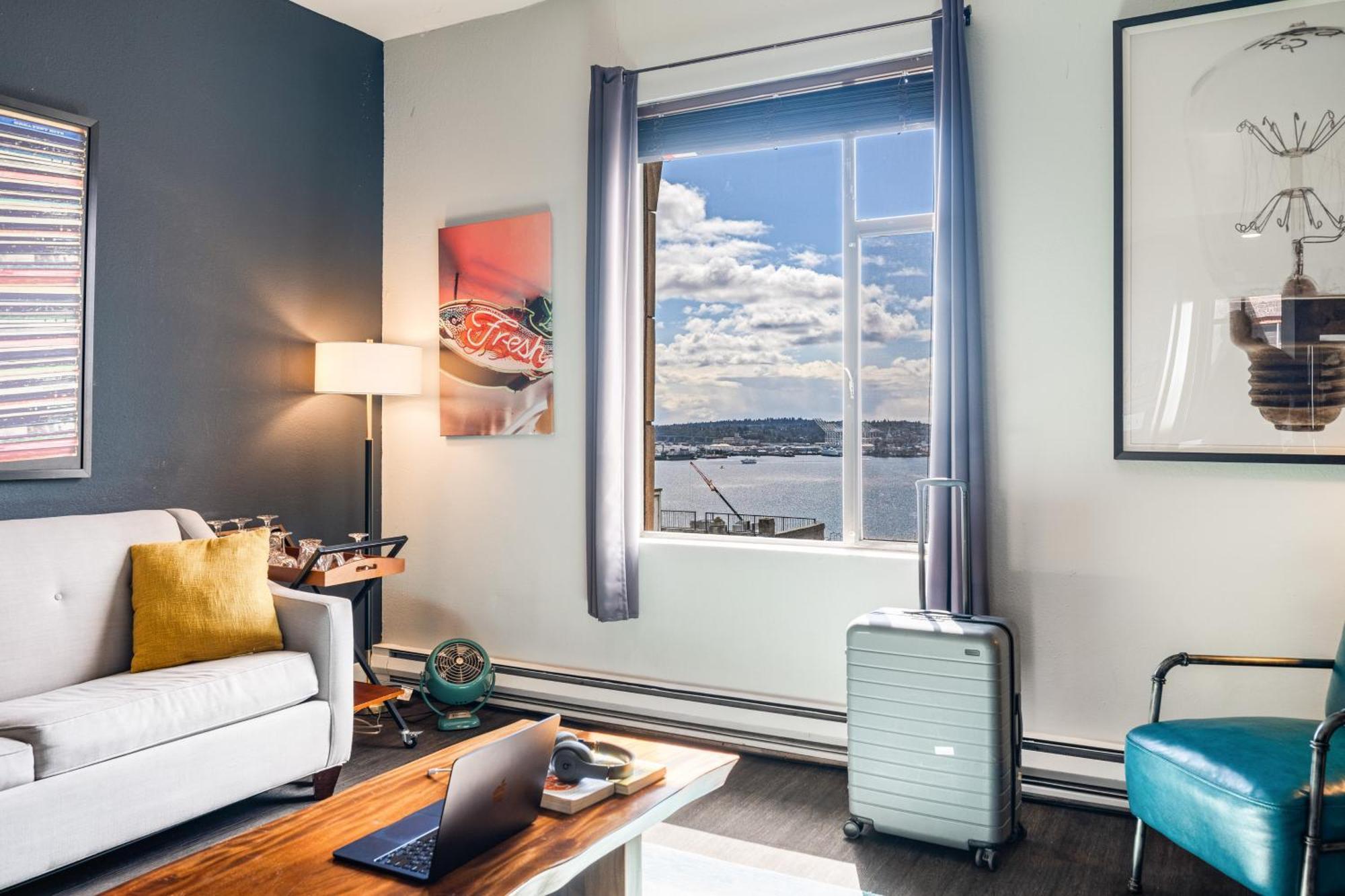 Oxford Apartment By At Mine Hospitality Seattle Esterno foto
