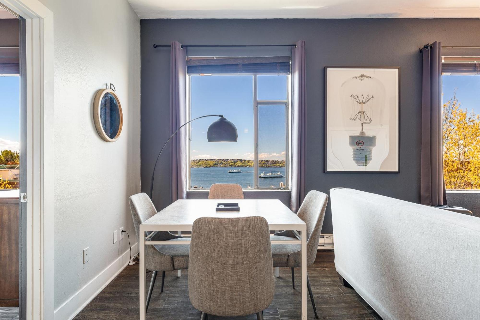 Oxford Apartment By At Mine Hospitality Seattle Esterno foto