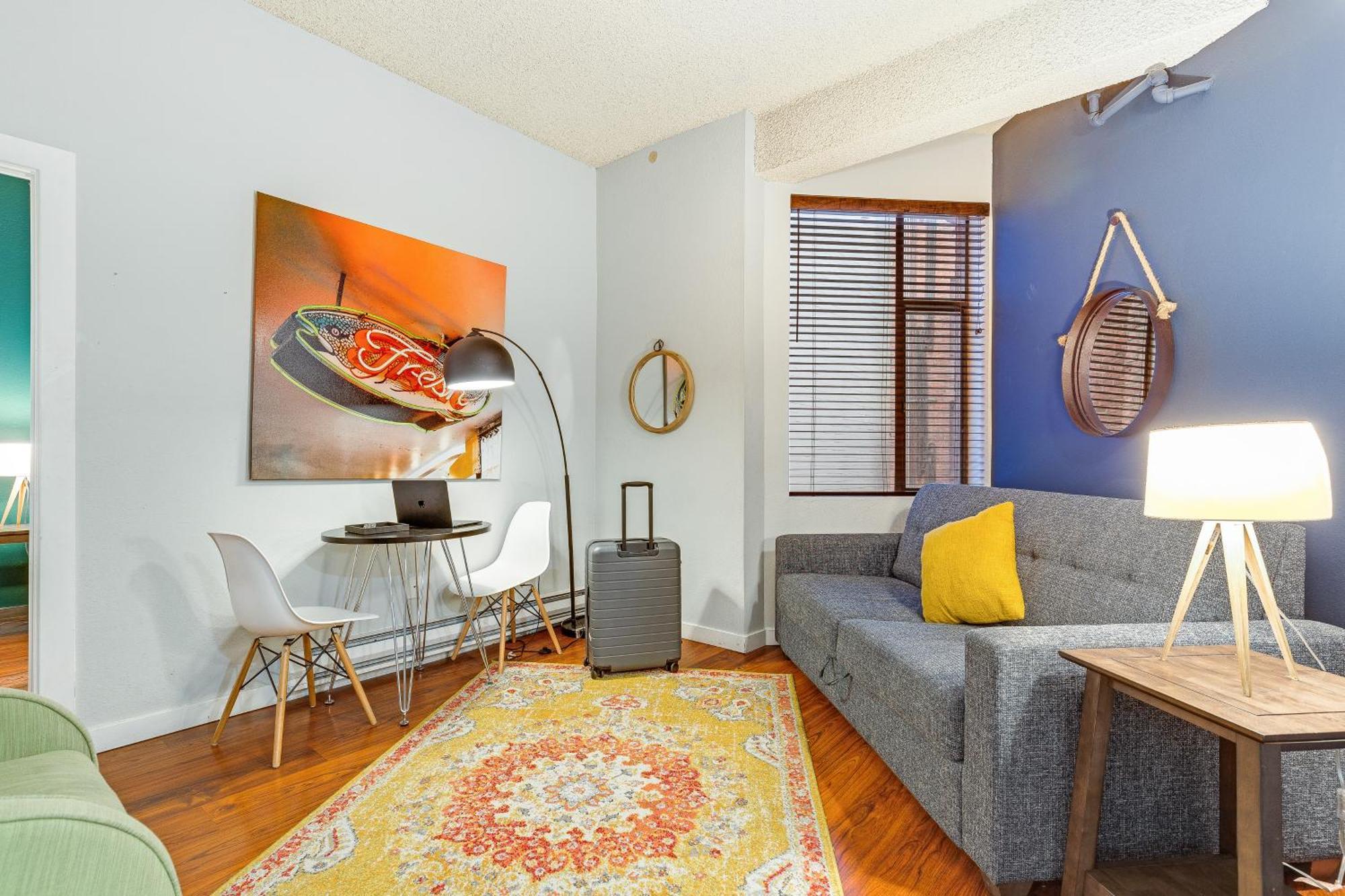 Oxford Apartment By At Mine Hospitality Seattle Esterno foto